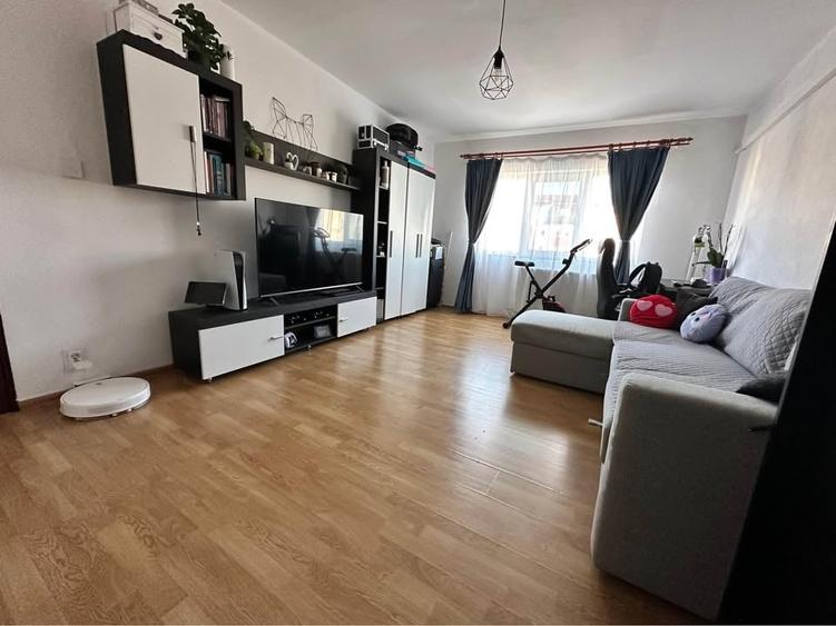 360 Grade Imobiliare ofera spre vanzare un apartament cu 2 camere, Soarelui - 2