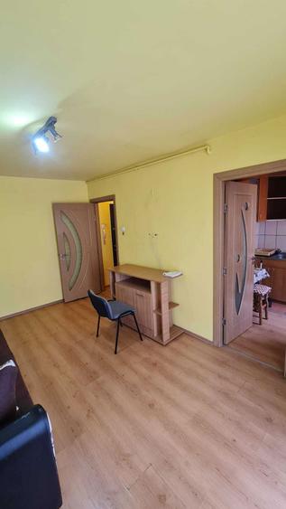 Garsoniera de inchiriat Vasile Aaron, Str. Soimului - 8