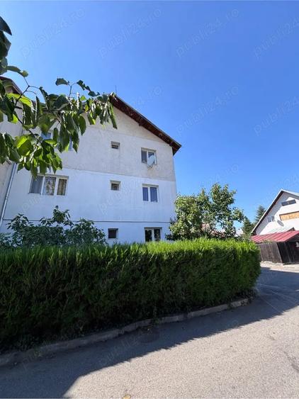 Apartament 3 camere 2 bai decomandat - 9