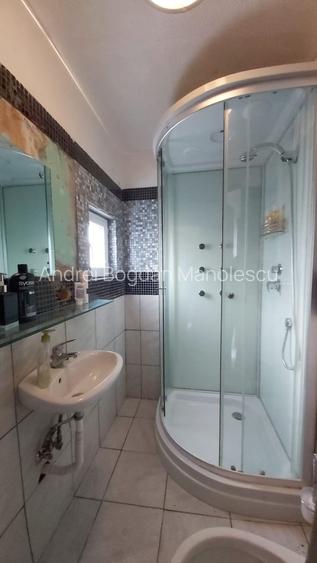 Vanzare casa renovata 2 camere, baie bucatarie 100 mp teren proprietate Domenii