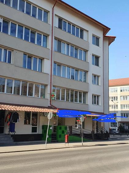 De vinzare apartament ,4 camere, 2 bai ,etj.2 - 3