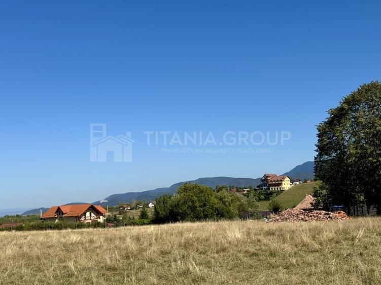 Teren intravilan parcelabil, priveliște spre munți, Sohodol, Bran - 6