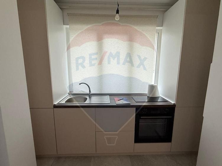 VANZARE Apartament cu 2 camere in zona Militari Residence - 9