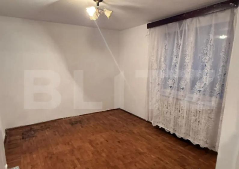 Apartament cu 3 camere, parter, zona Ultracentrala - 1