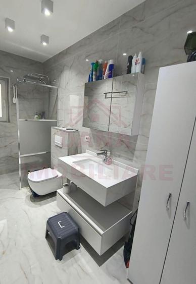 VILĂ TIP TRIPLEX/ LA CHEIE/ &Icirc;N CARANSEBEȘ/,JUD.C-S COMISION 0% - 10