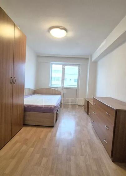 Apartament 4 camere în zona STRAZII CALEA FLORESTI - 3