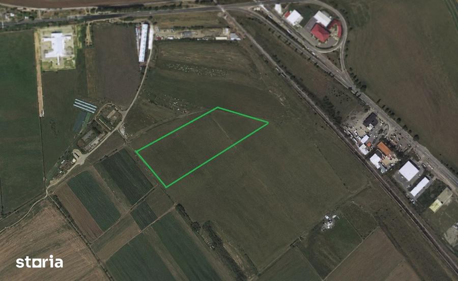 Teren de 40000 mp, în Industrială