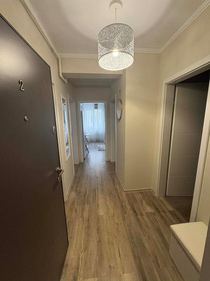 Apartament cu 2 camere decomandat în Florești