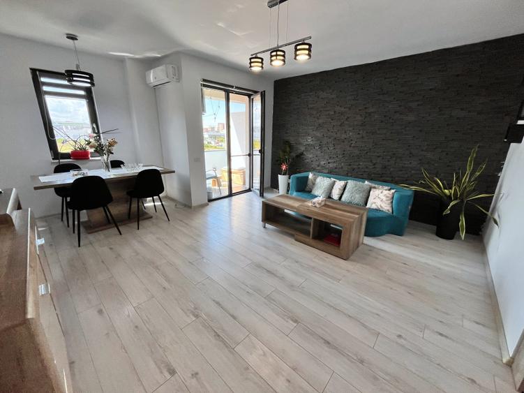 Apartament cu 3 camere decomandat în Bună Ziua