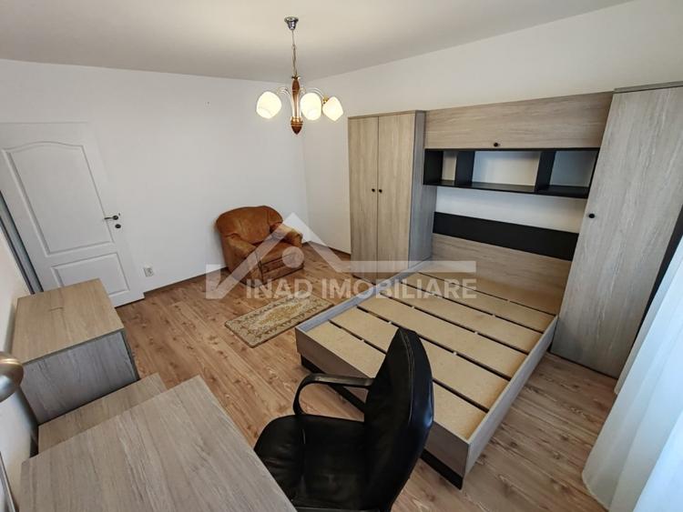 Apartament cu 2 camere decomandat, mobilat în Mărăști