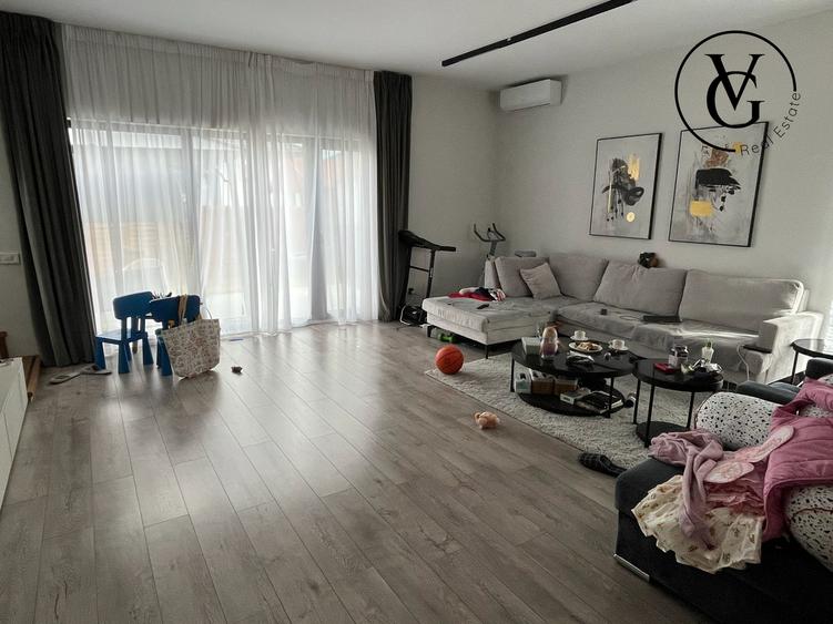 Casă individuală cu 4 camere cu Teren 311 Mp în Tunari