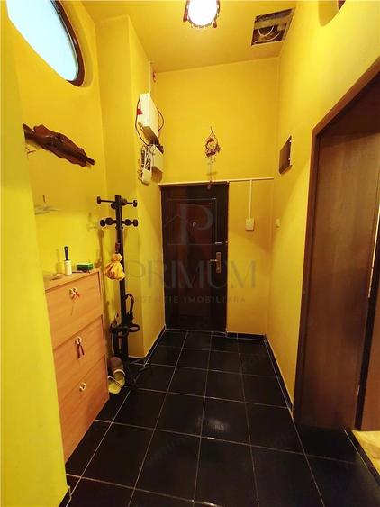 Apartament cu 3 camere decomandat în Bălcescu