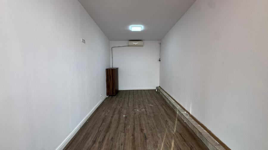 Apartament cu 3 camere, mobilat în Complex Studențesc