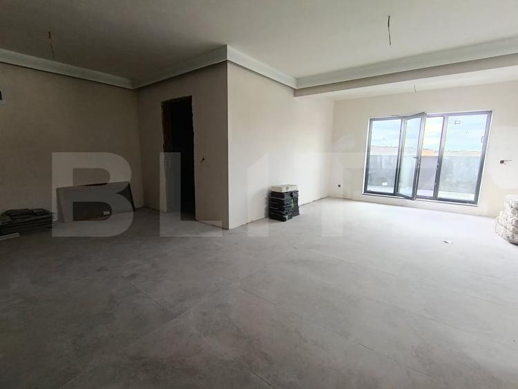 Apartament cu 3 camere decomandat în Exterior Sud