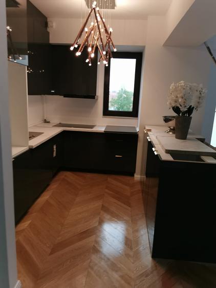 Apartament cu 3 camere decomandat în Voluntari
