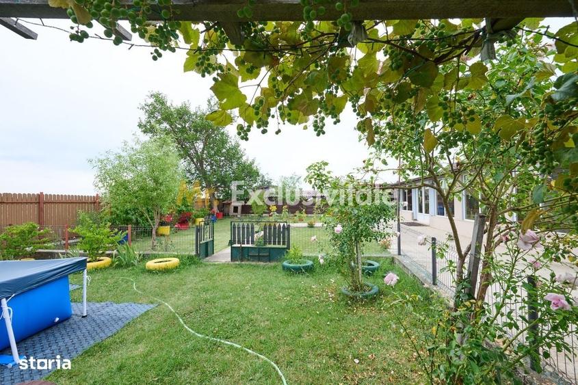 Casă cu 3 camere în Gărdinești