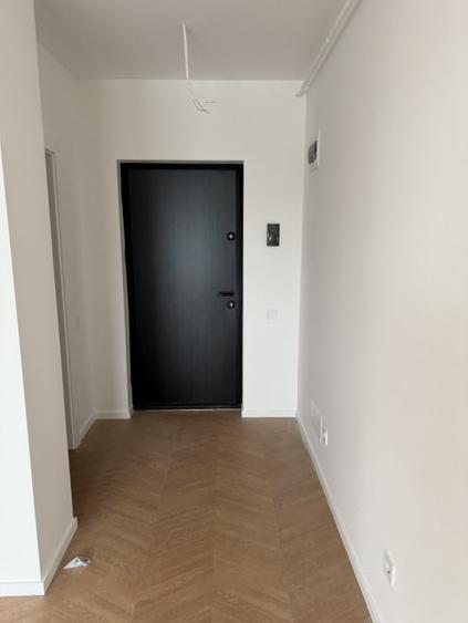 Apartament cu 3 camere semidecomandat în Apahida