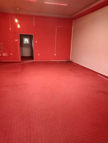 Spațiu comercial, de 140 mp, în Micro 14