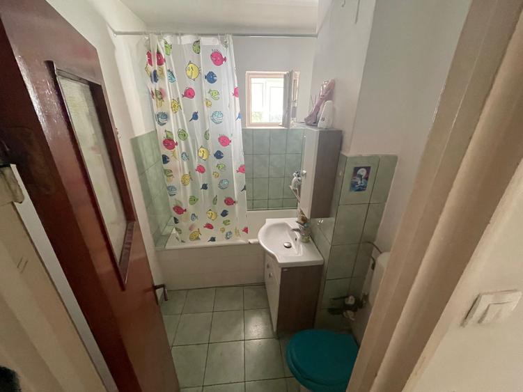 Apartament cu 2 camere decomandat în Veteranilor