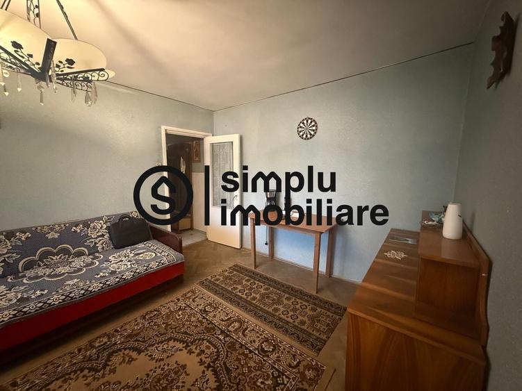 Apartament cu 2 camere semidecomandat, mobilat în Craiovița Nouă