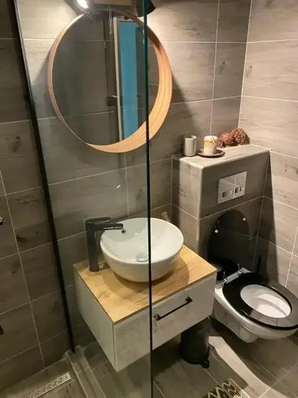 Apartament cu 2 camere semidecomandat, mobilat în Panduri