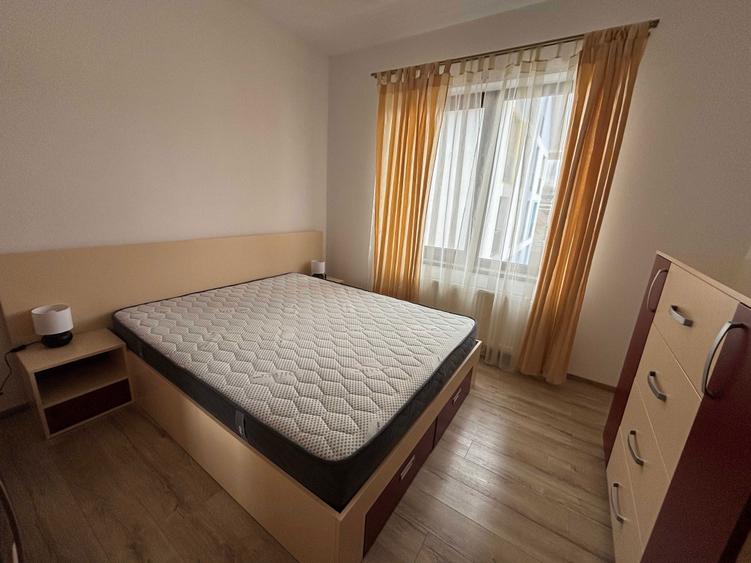 Vand apartament 2 camere - 1