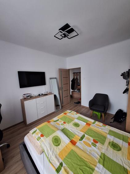 Apartament 2 camere decomandat etaj 1 zona O.M. - 4