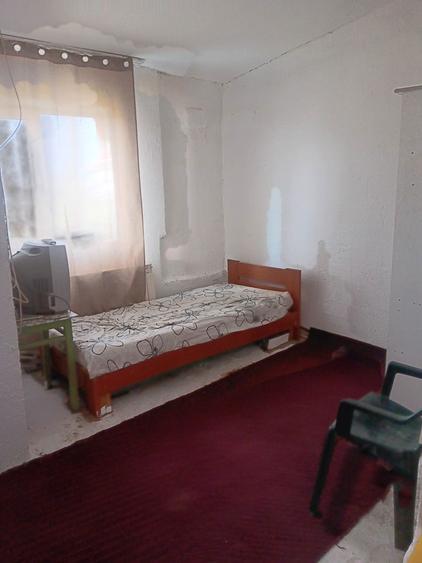 Chirie la casa garsonera - 1