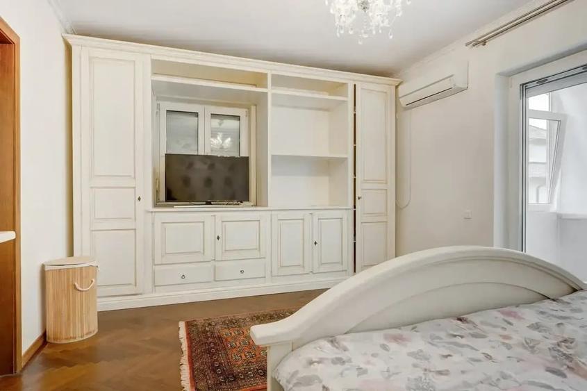 Vila deosebita zona Herastrau in complex pazit! - 16