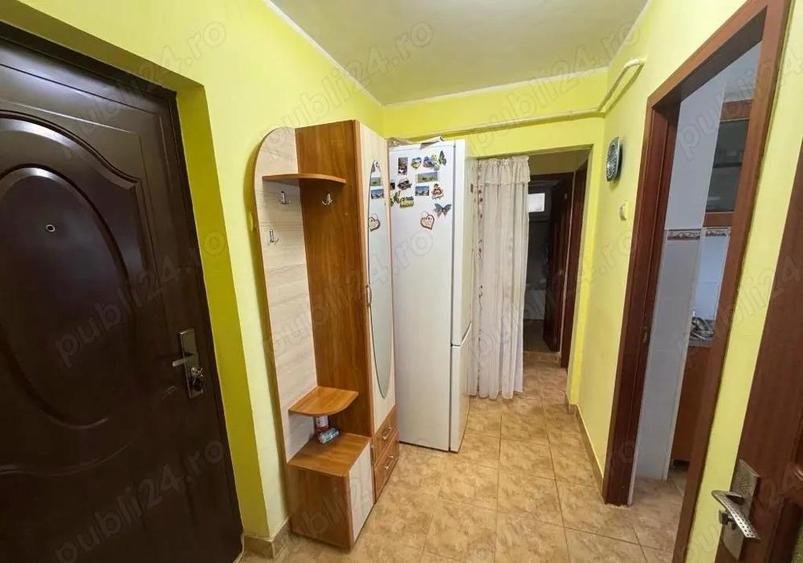 Vanzare apartament 2 camere decomandat, micro 19, 50mp - 3