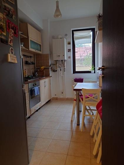 Vand apartament 3 camere 61m2 si curte 58m2 Bucurestii Noi - 9