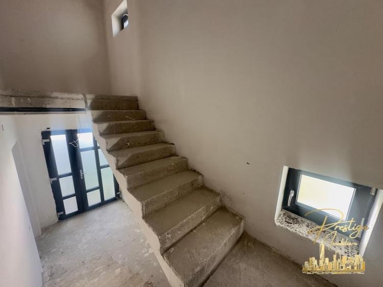 Casa noua cu 6 dormitoare si teren de 600 mp de vanzare in Santandrei - 17