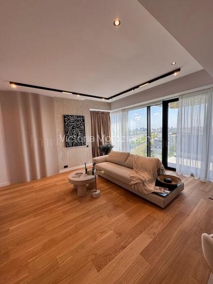 Apartament cu 4 camere de vanzare in Herastrau Apartament cu 4 camere de vanzare in Herastrau