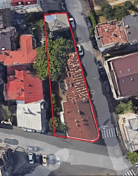 Unirii-Cartierul Evreiesc, singur curte, dubla deschidere, libera - 23