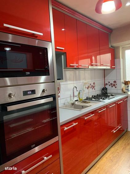 De vanzare apartament cu 3 camere (60 mp utili) in Darabani - 2