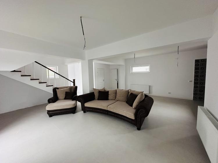 Vila superba Rosu, zona Crinului, 4 camere+terasa inchisa, 249 mp teren, 153 mp - 6