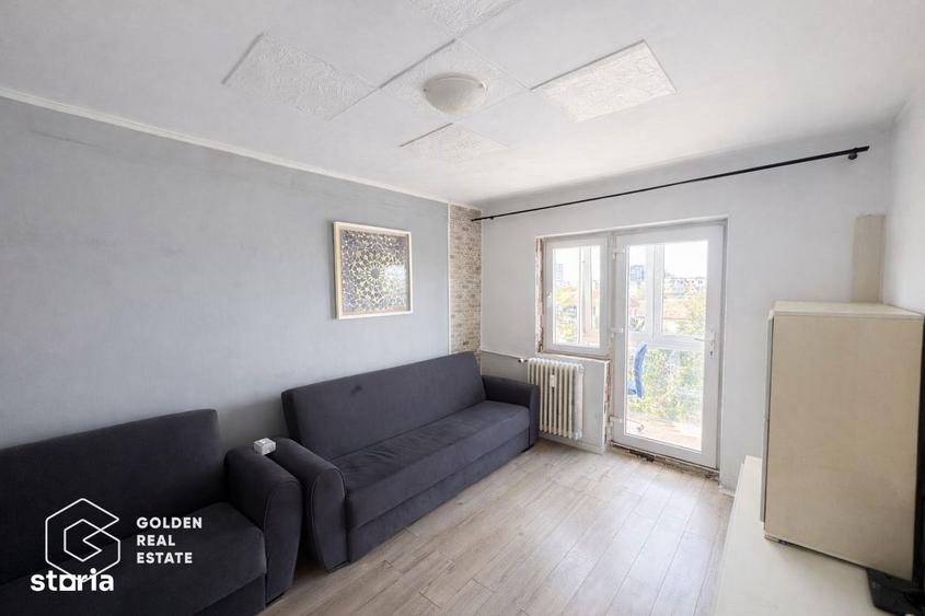 Apartament recent renovat, o camera, Piata Mica, balcon, etaj 4 - 9