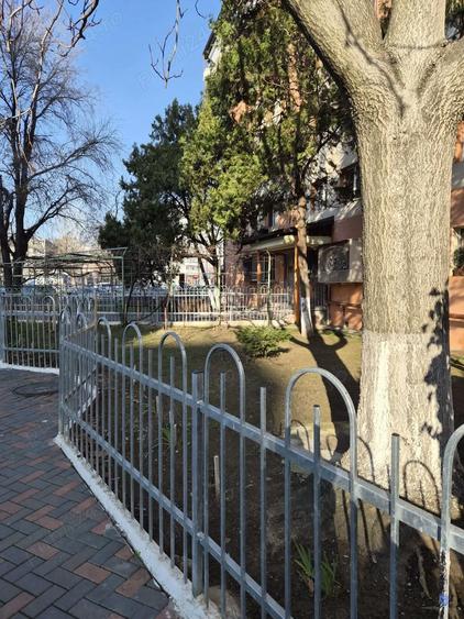 garsoniera renovata complect recent - 4