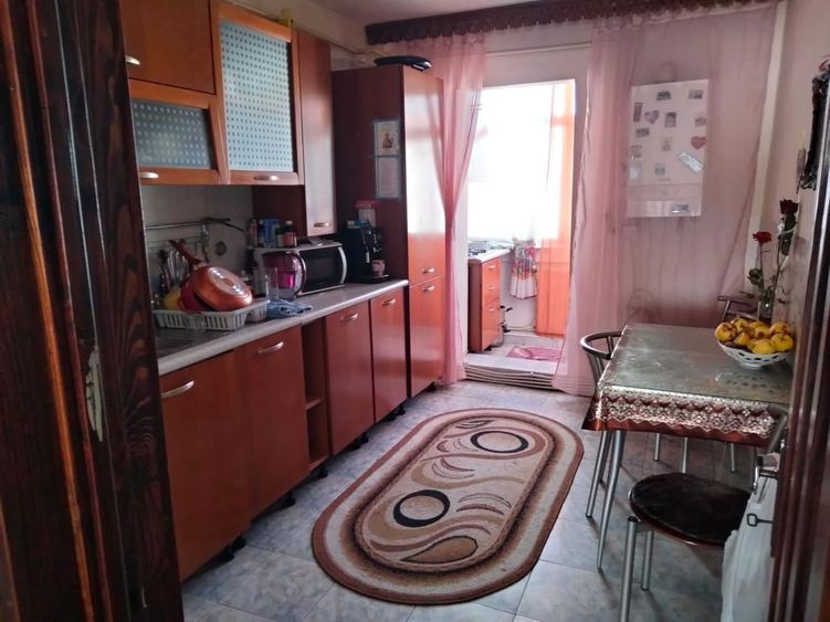 Apartament 3 camere decomandat - 5