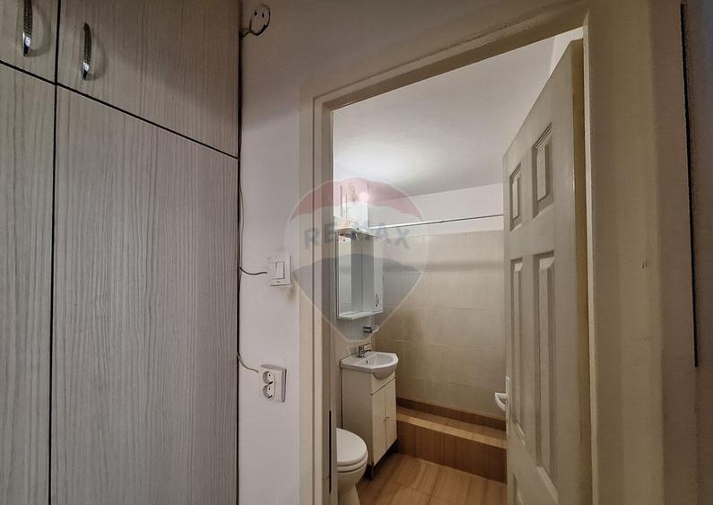 Apartament cu 3 camere de inchiriat Scoala de innot, zon... - 13