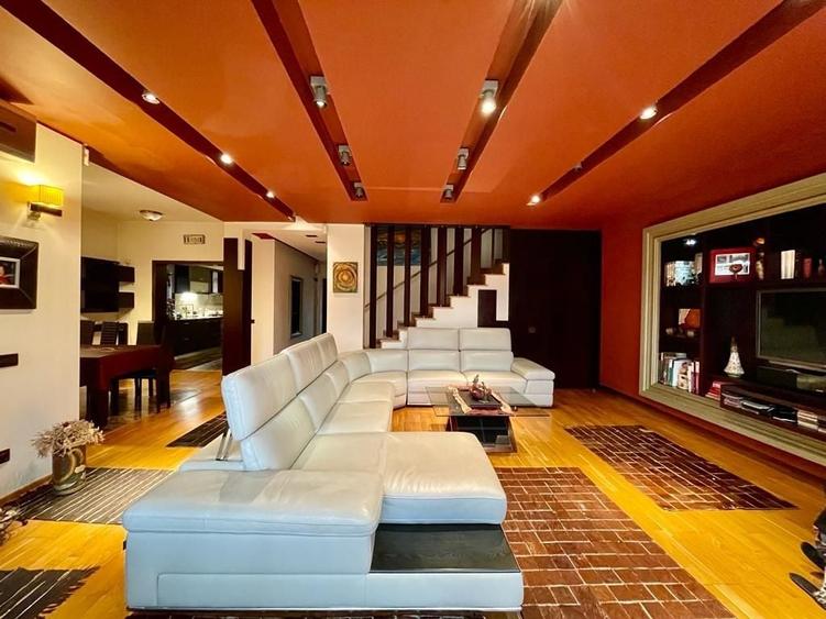 Vila 8 camere | padurea Baneasa | teren 383 mp - 1