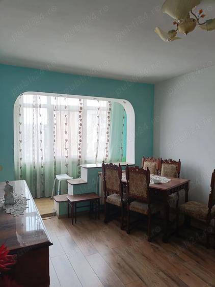 Vand apartament 3 camere,cu loc de parcare - 1