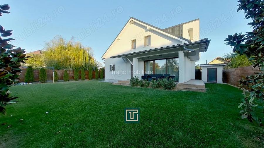 Vila cu 5 camere cu finisaje de lux in Subcetate Vila cu 5 camere cu finisaje de lux in Subcetate