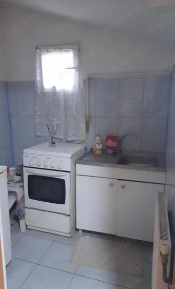 Casa curte de vanzare Sos Salaj - 2