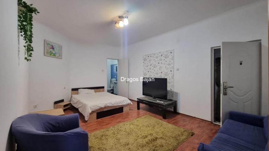 3 camere // Kogalniceanu // Vedere Libera - 1