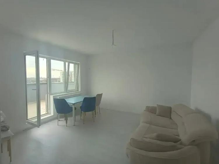 Garsoniera cu Terasa 8 minute Metrou Nicolae Teclu - 3