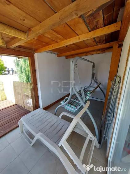 Apartament cu 3 camere semidecomandat în Vitan