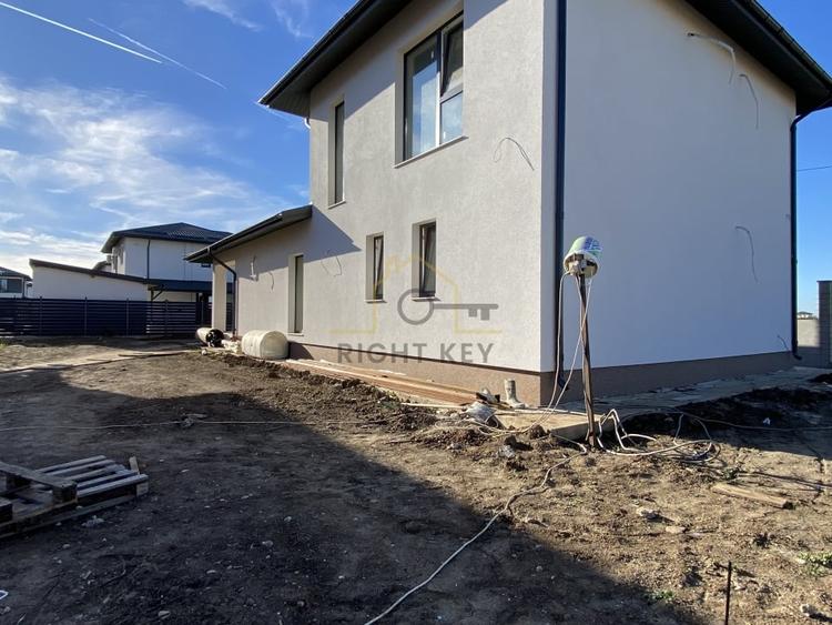 Oportunitate! Vila moderna 4 cam, asfalt, toate utilitatile! Comision0 - 5