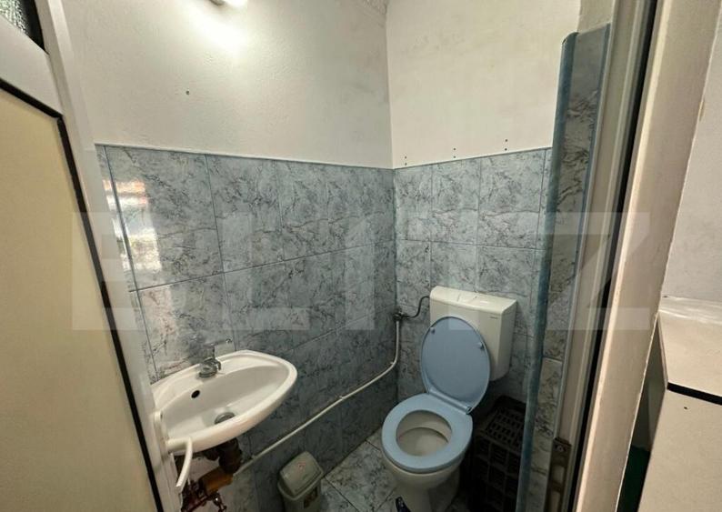 Spa?iu Comercial de inchiriat, 35 mp - zona Cetate - 2