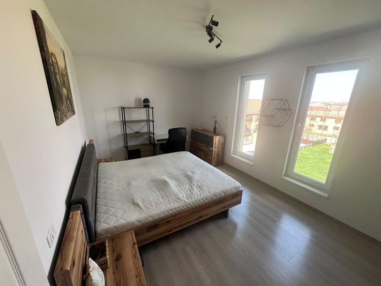 Nou. 57 mp utili.  Mobilat si utilat. Asfalt. Zona Braytim - pozitie excelenta - 9